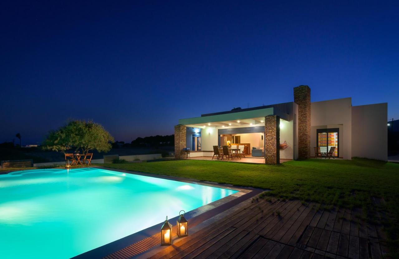 Cristelia Seafront & Pool Villa Lachania  Exterior photo